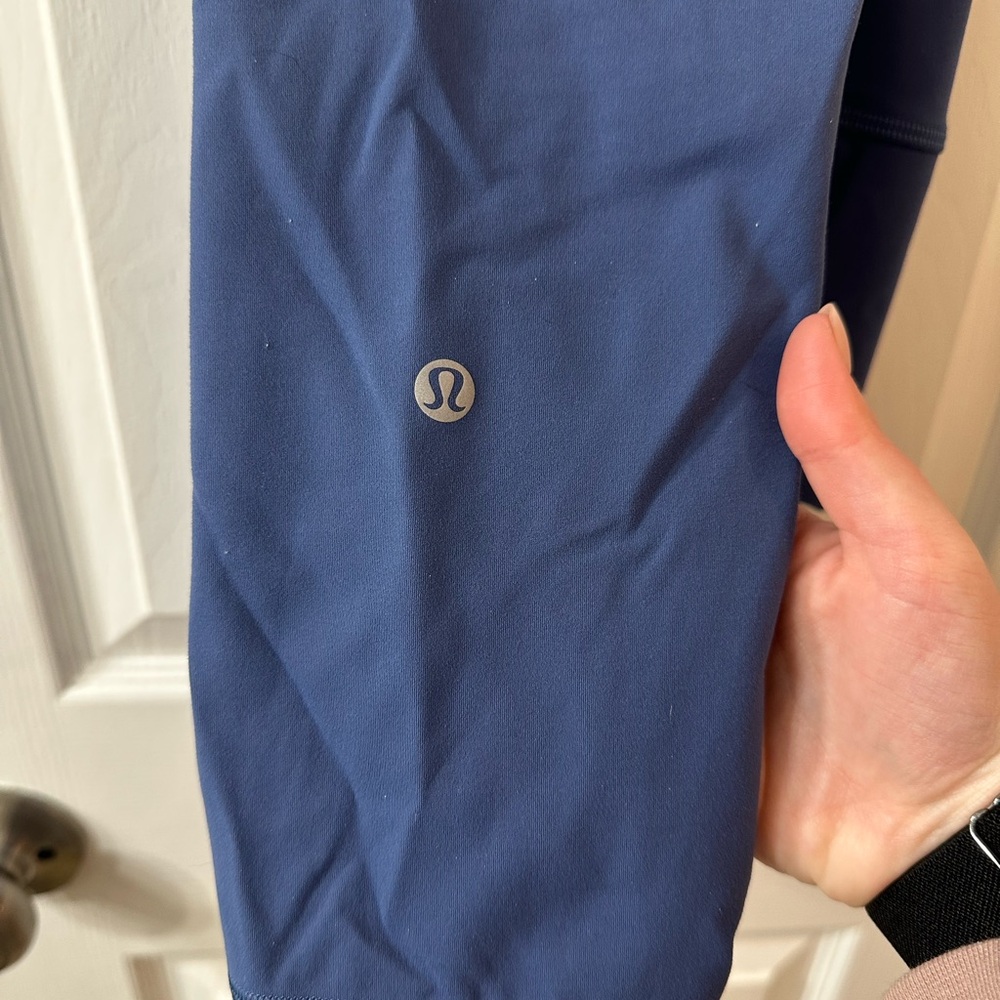 LIKE NEW - Lululemon Pitch Blue Wunder Train Crops